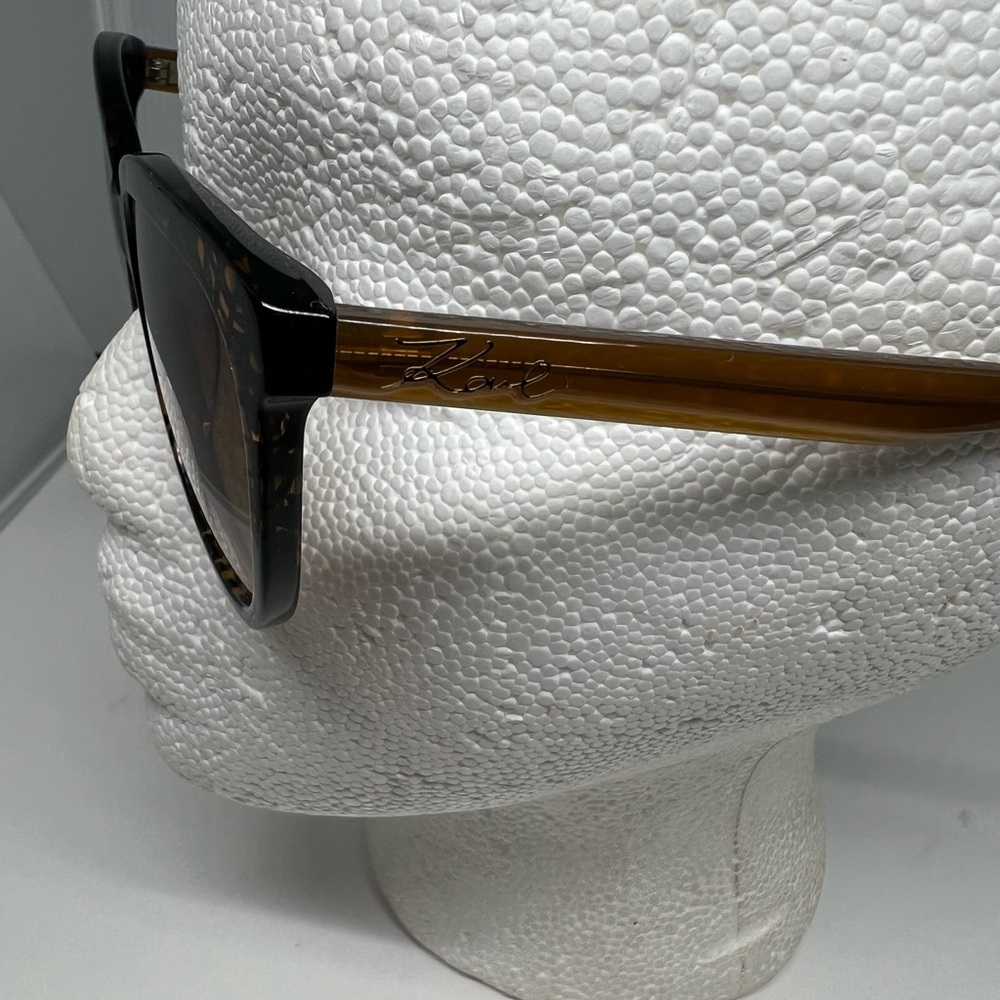 Karl Lagerfeld KL968s 020 Sunglasses - Picture 6 of 7